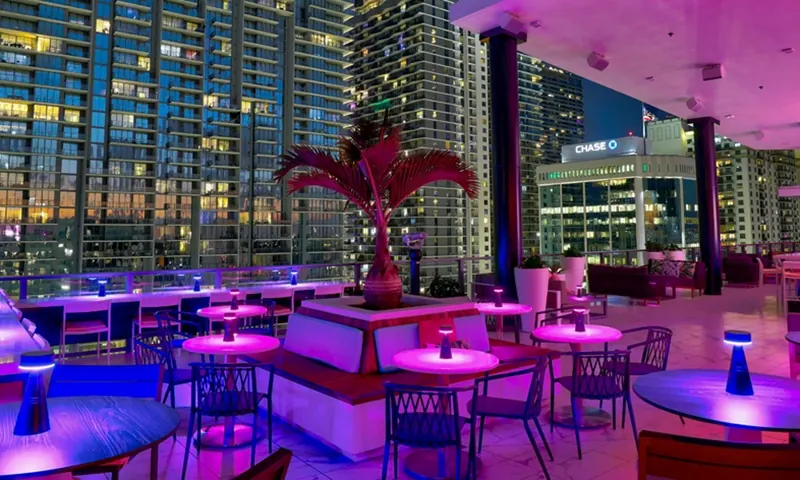 Rosa Sky 🌹Rooftop Dinner - Happy Hour plan with Keilani in Miami