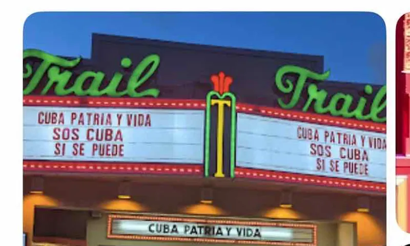 Play - Theater and Arts plan with Gisselle in Miami