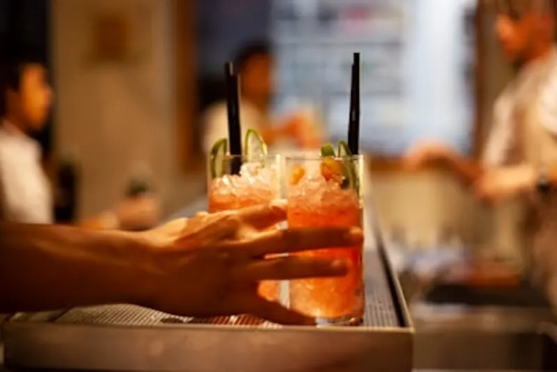 Motek happy hour - Drinks & Happy Hour plan with Moni in Miami