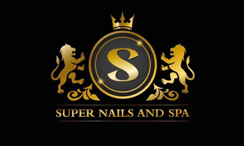 Nail salon day - Beach Days plan with Wanda in Miami